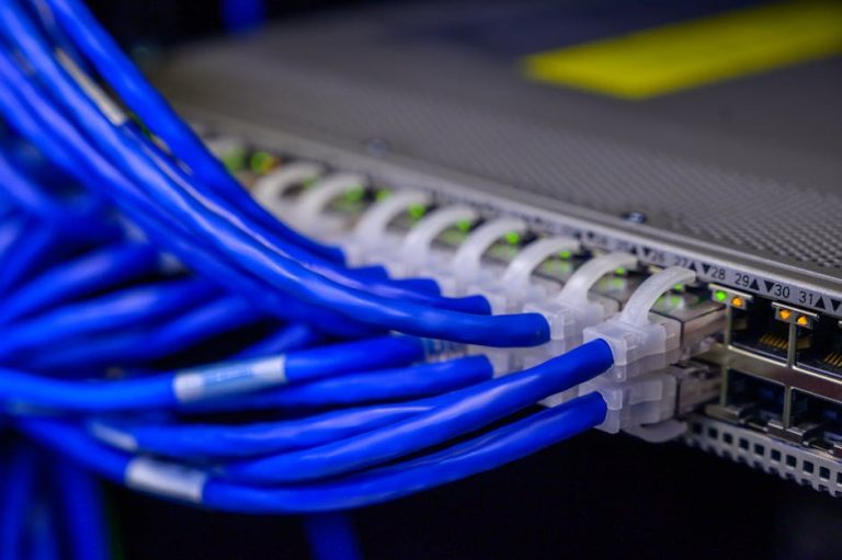 Deckenmontierte PoE Access Points im Test: Kaufberatung